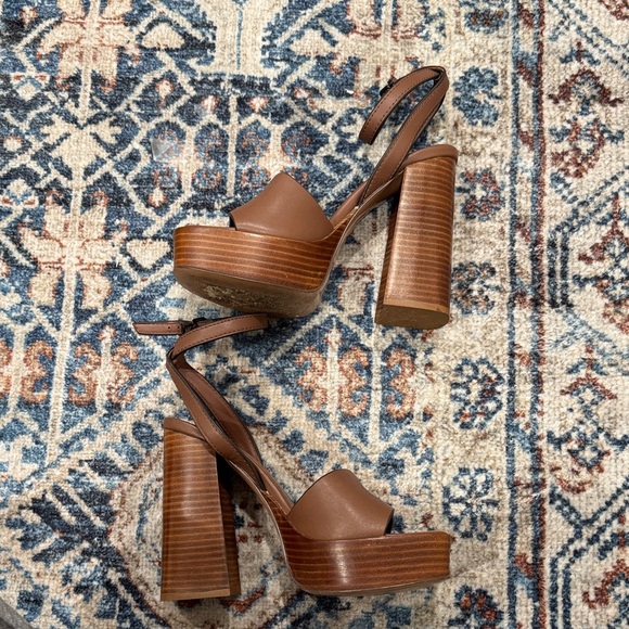 Steve Madden Brown Leather Ankle Strap Women's platform Sandal Heels - Picture 3 of 4